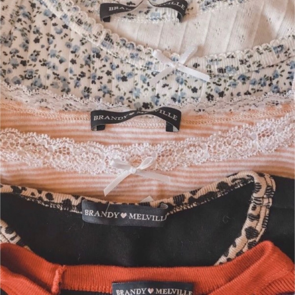 🌟BRANDY MELVILLE MYSTERY BOX🌟